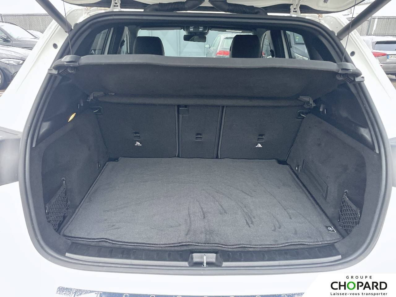 Image secondaire du véhicule 9