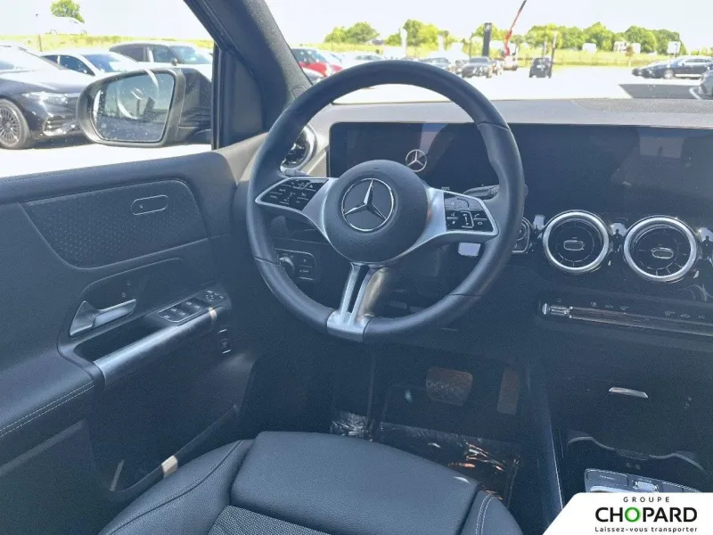 Image secondaire du véhicule 3