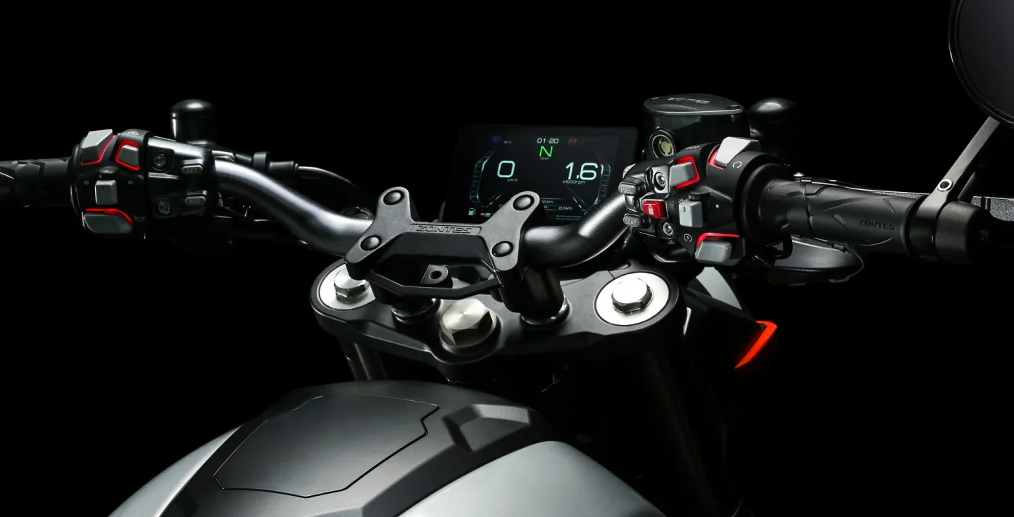 Zontes 350 GK : écran de bord