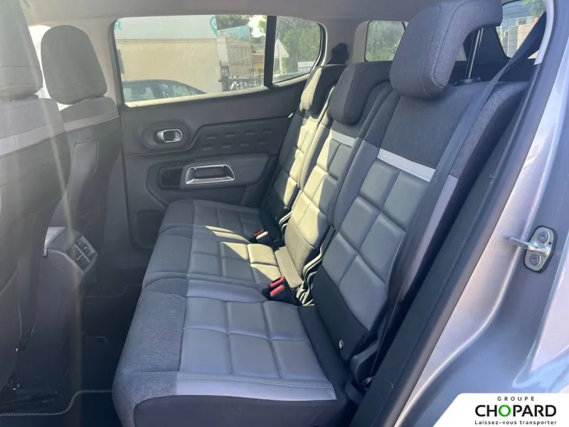 Image secondaire du véhicule 10