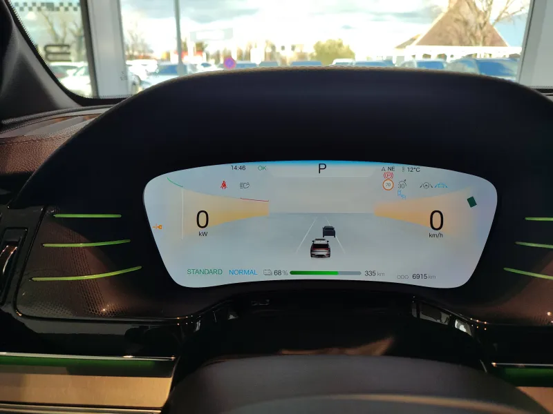 Image secondaire du véhicule 10