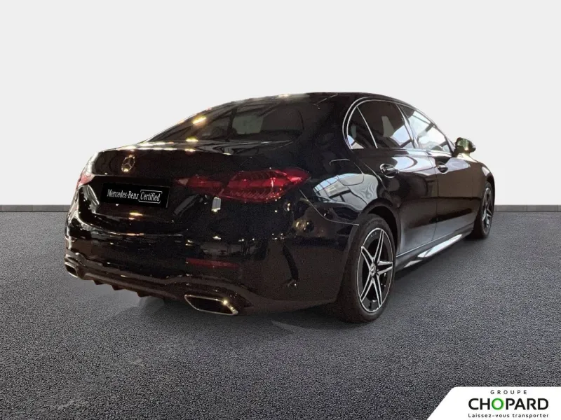 Image secondaire du véhicule 4