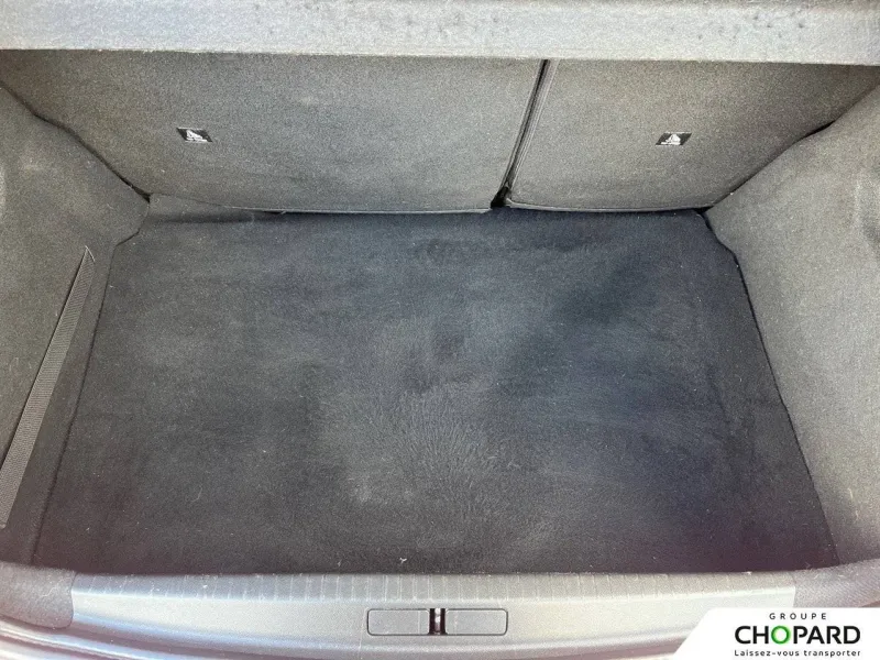 Image secondaire du véhicule 9