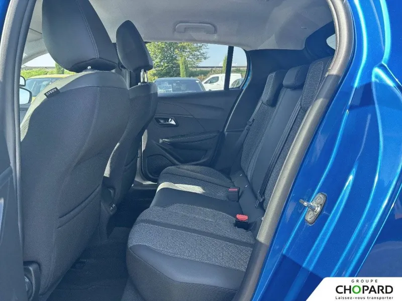 Image secondaire du véhicule 11