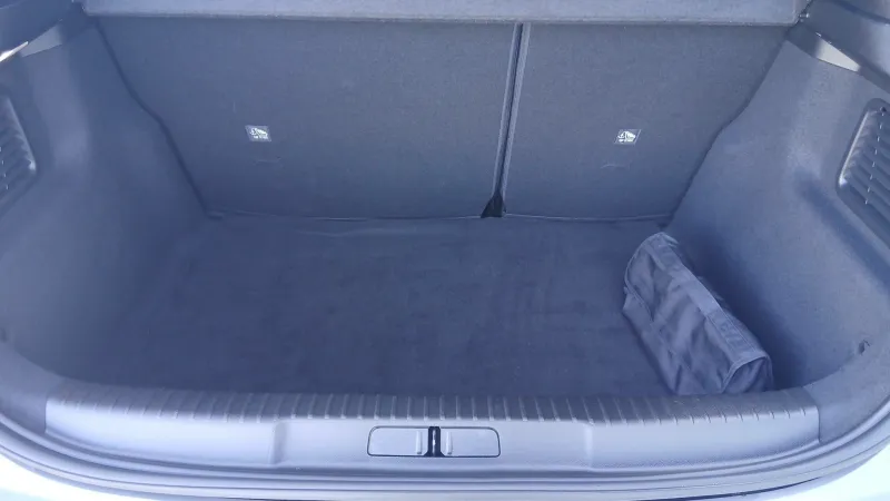 Image secondaire du véhicule 10