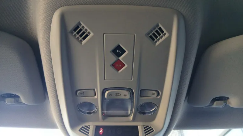 Image secondaire du véhicule 32