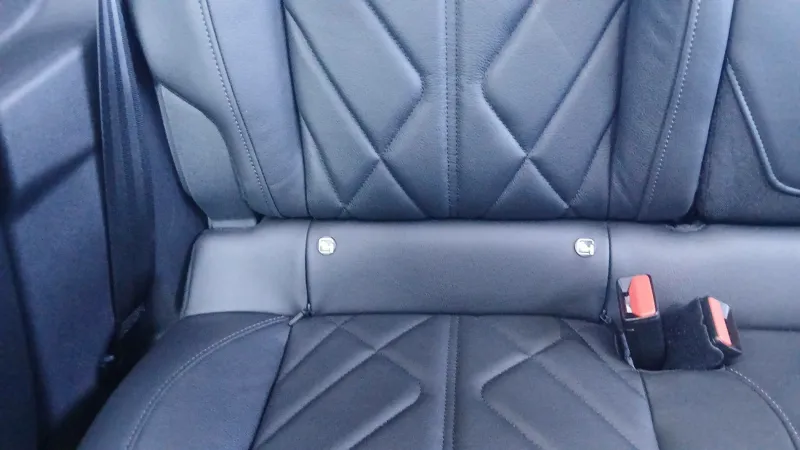 Image secondaire du véhicule 37