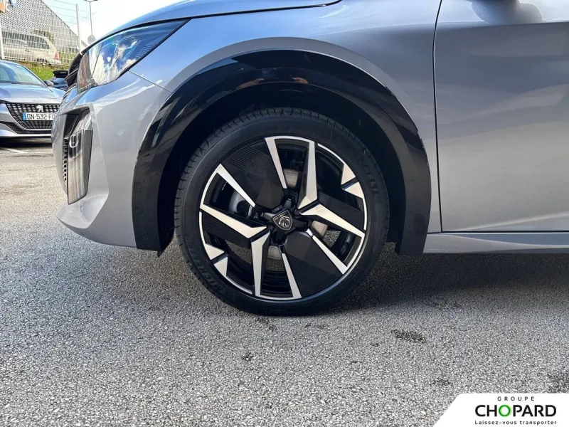 Image secondaire du véhicule 10