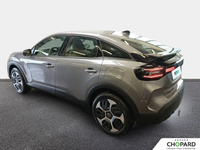 Image secondaire du véhicule 8