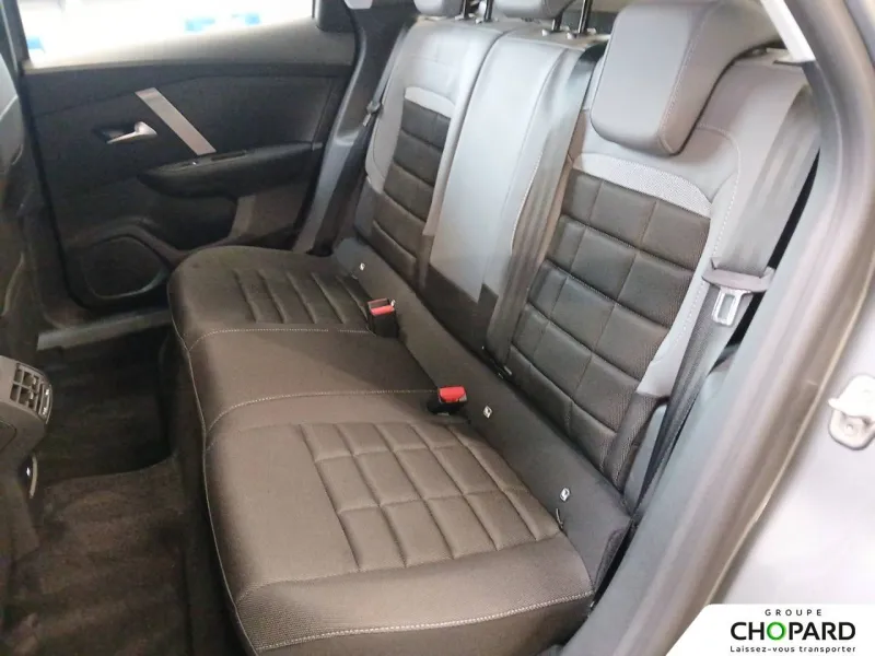 Image secondaire du véhicule 19