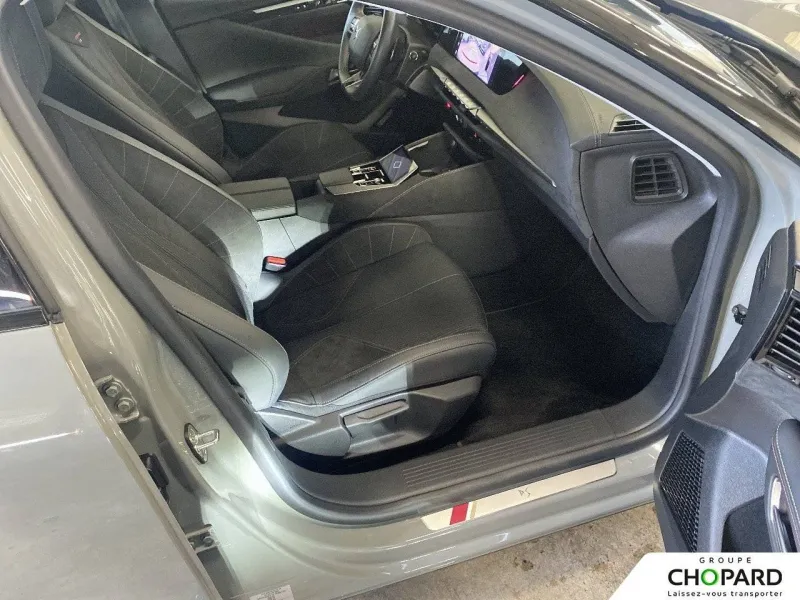 Image secondaire du véhicule 14