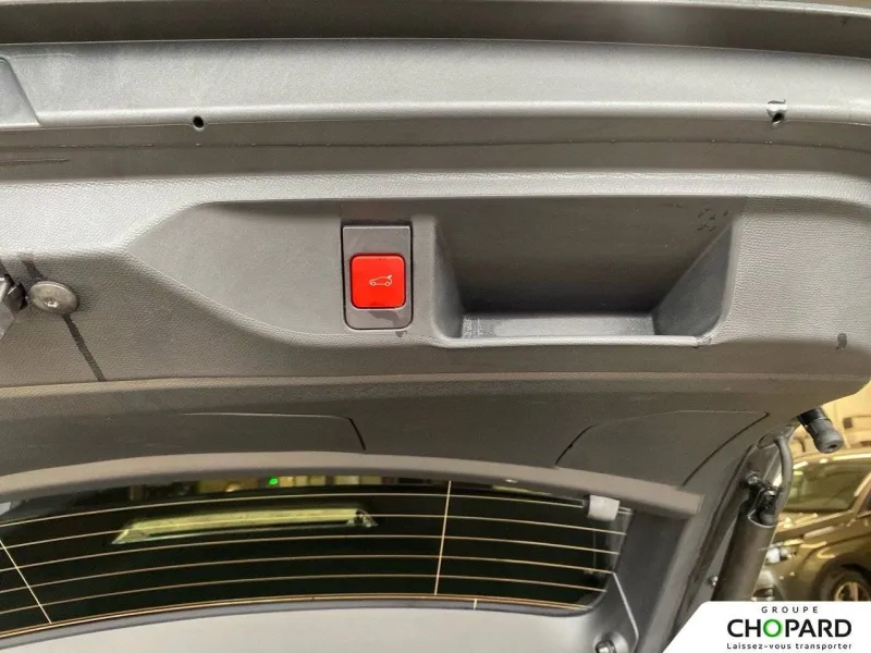 Image secondaire du véhicule 25