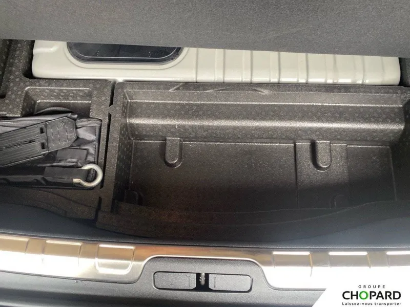 Image secondaire du véhicule 30