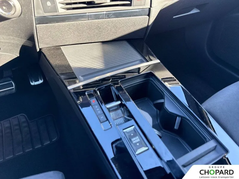 Image secondaire du véhicule 24