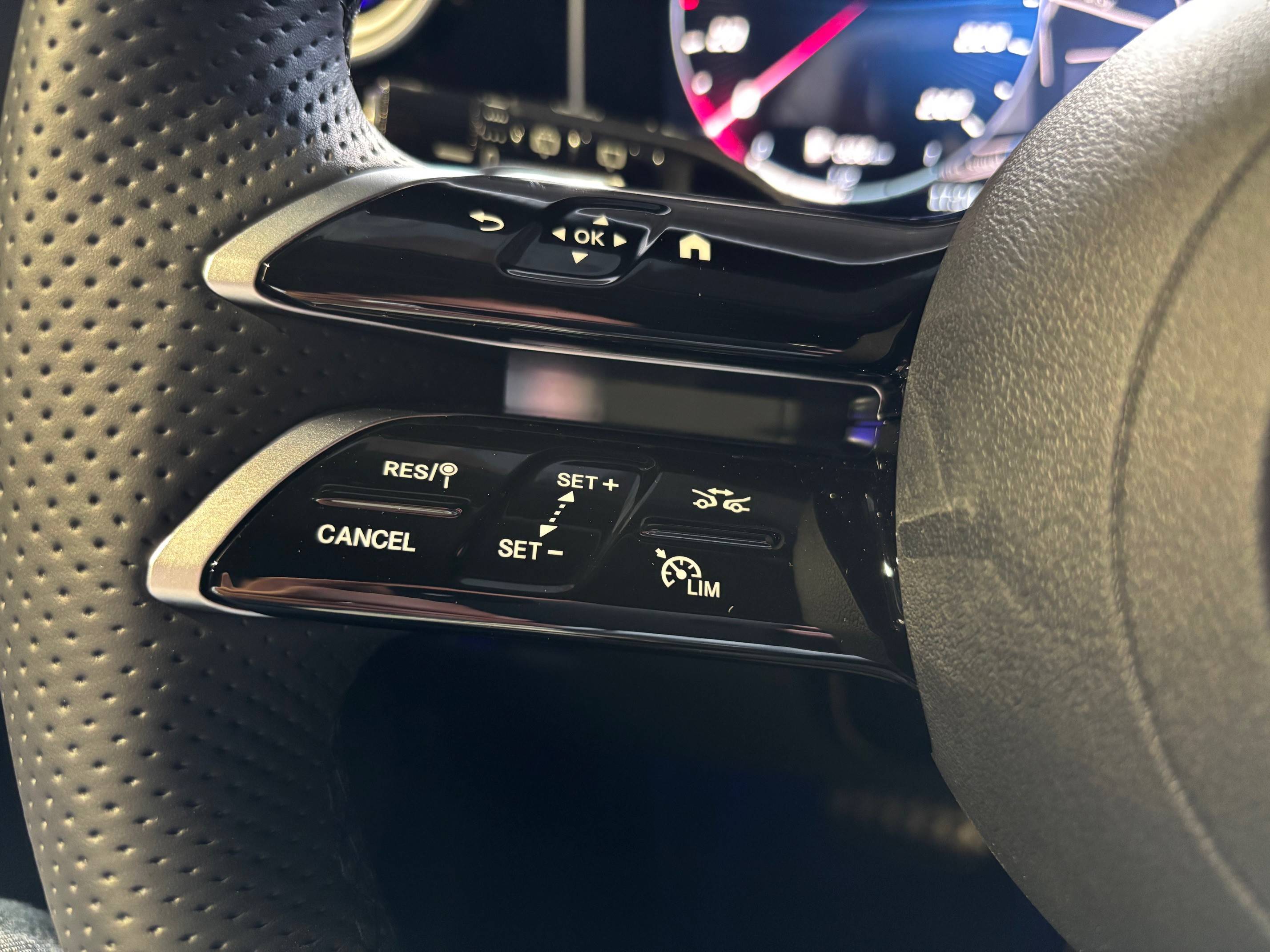 Image secondaire du véhicule 9