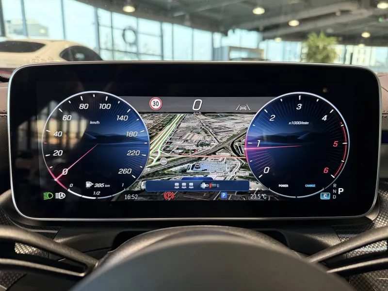 Image secondaire du véhicule 9