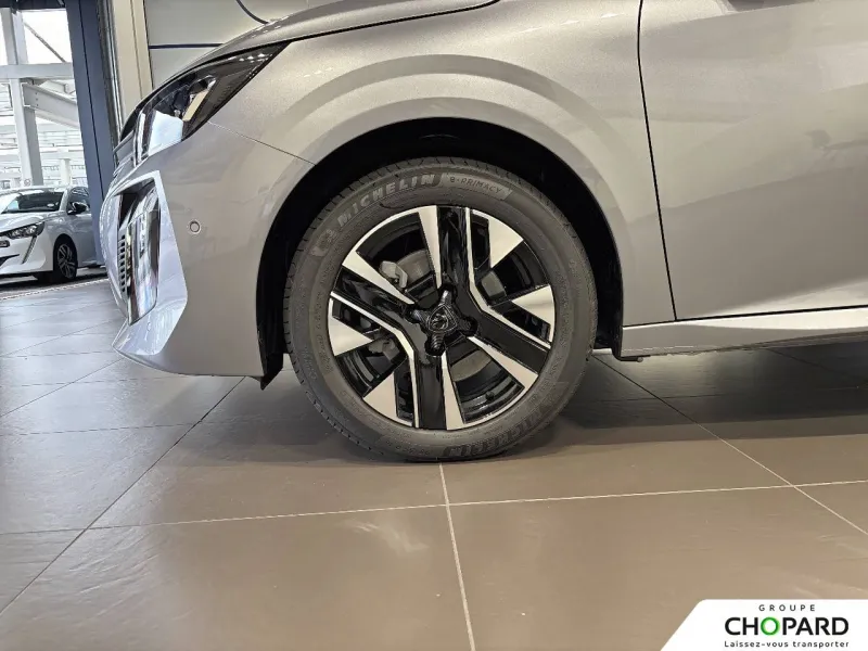 Image secondaire du véhicule 10