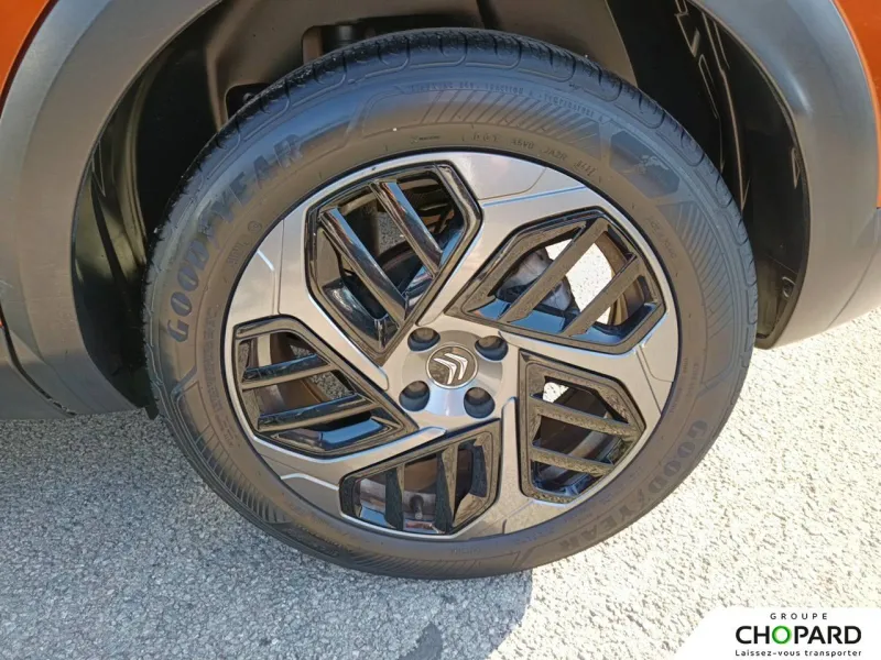 Image secondaire du véhicule 24