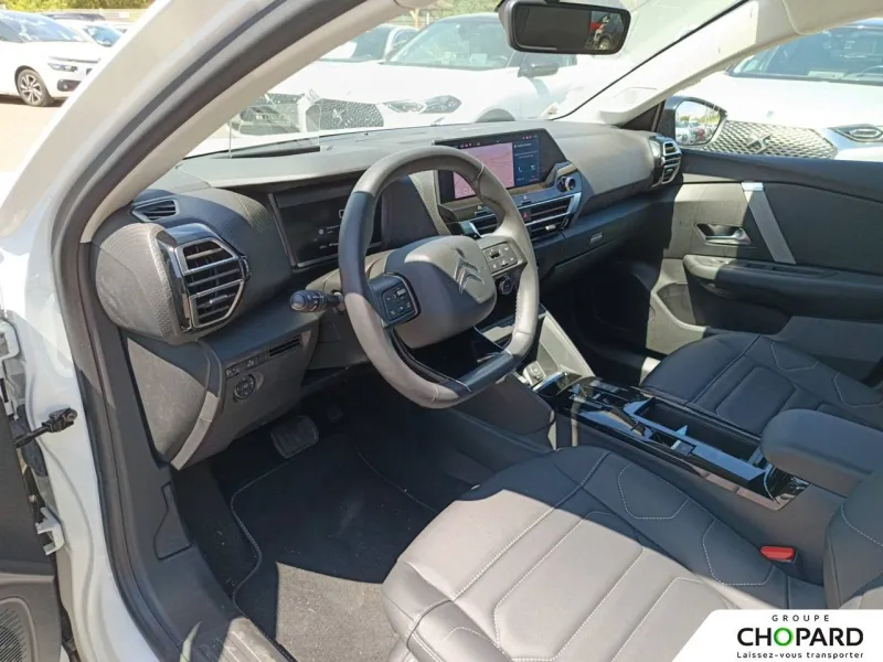 Image secondaire du véhicule 3