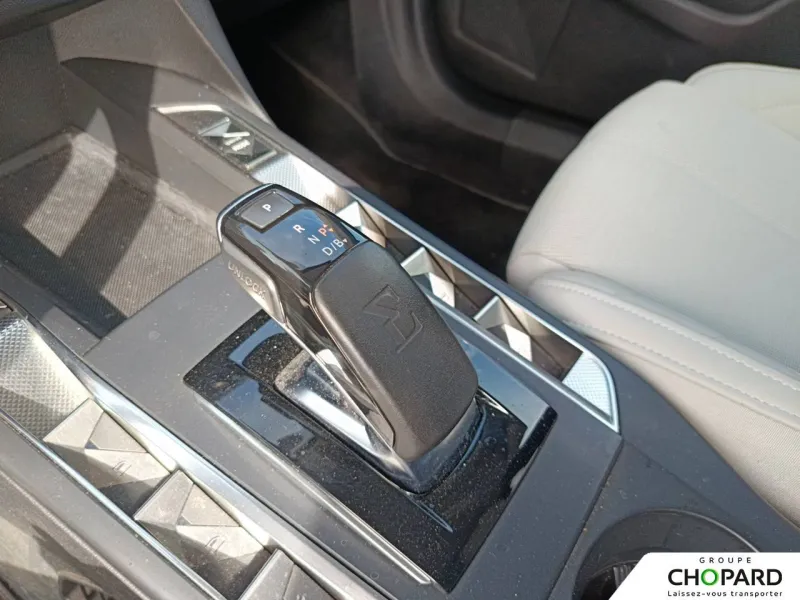 Image secondaire du véhicule 22