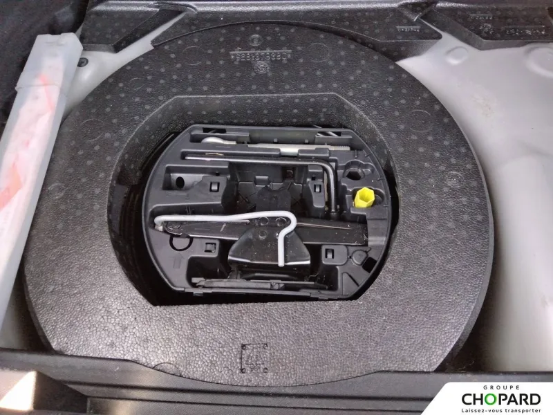 Image secondaire du véhicule 27