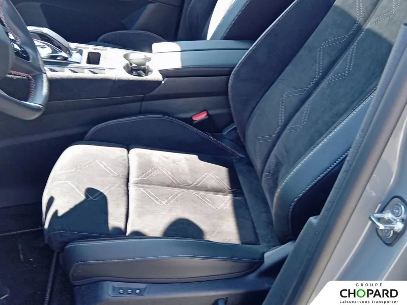 Image secondaire du véhicule 12