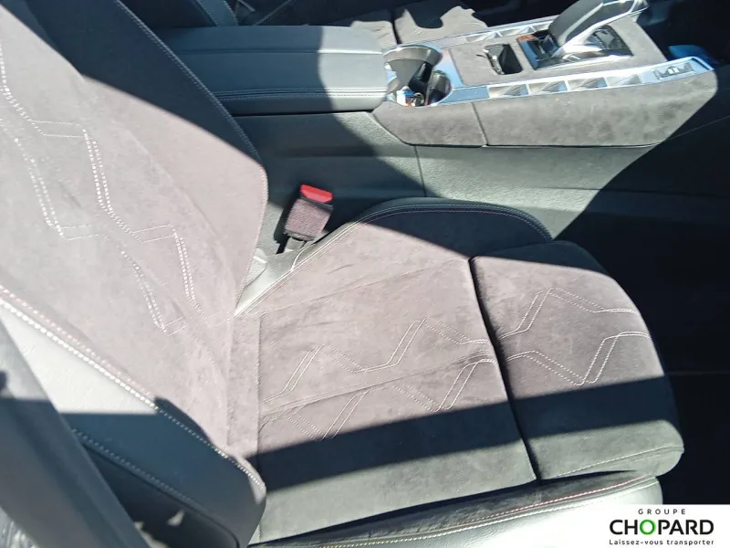 Image secondaire du véhicule 14