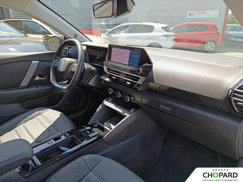 Image secondaire du véhicule 14