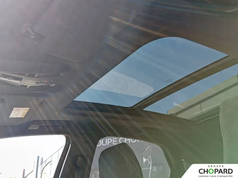 Image secondaire du véhicule 22