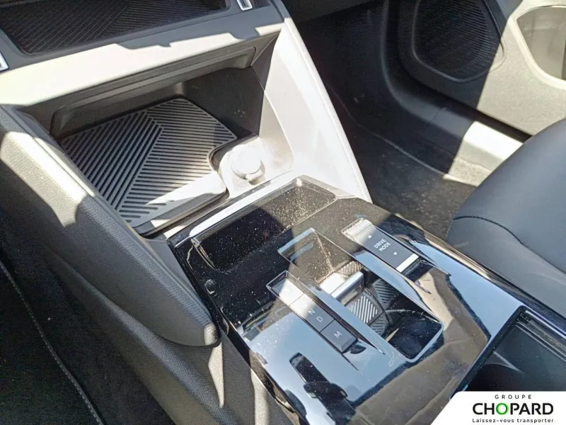 Image secondaire du véhicule 22