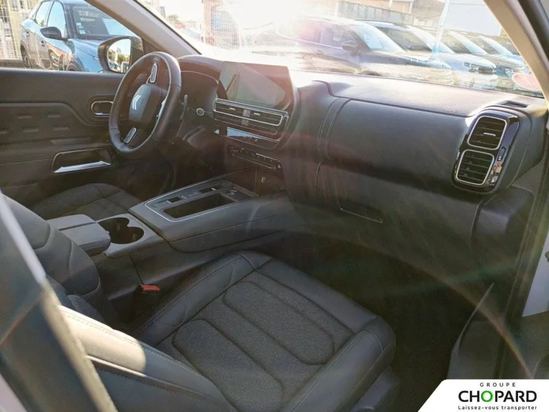 Image secondaire du véhicule 14