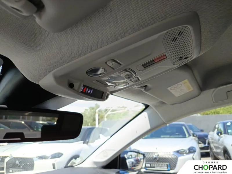 Image secondaire du véhicule 23