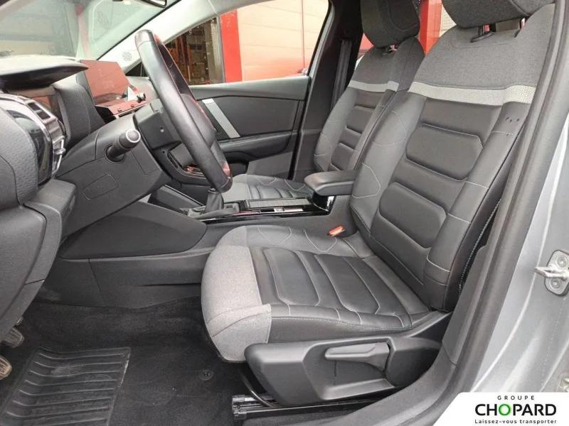 Image secondaire du véhicule 12