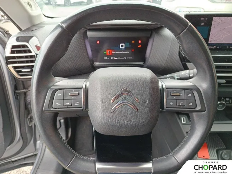 Image secondaire du véhicule 17