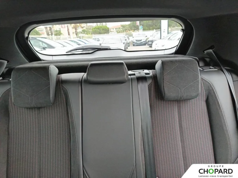 Image secondaire du véhicule 12