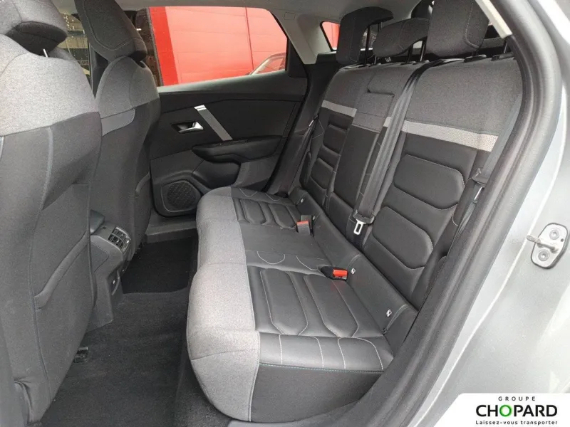 Image secondaire du véhicule 19