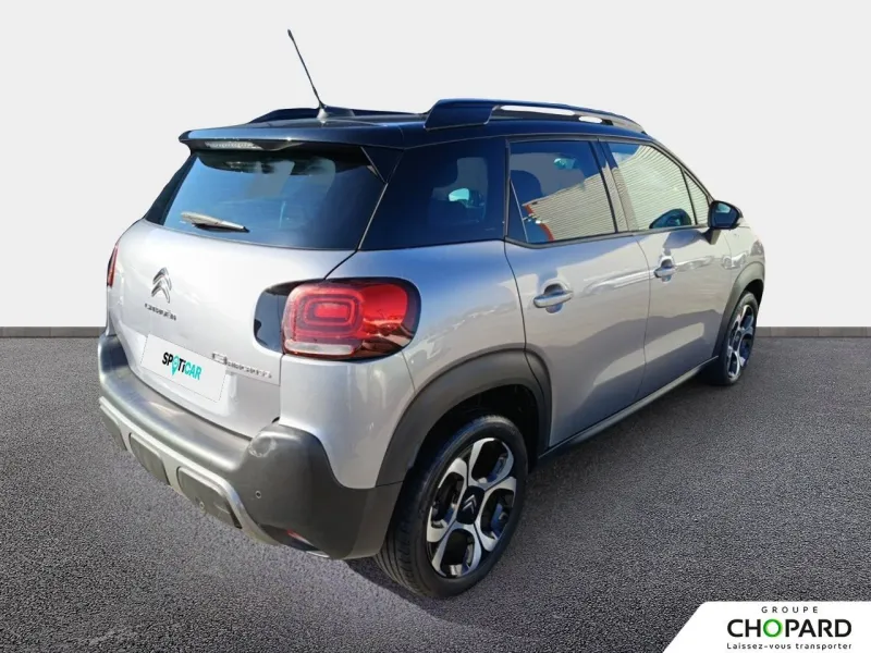 Image secondaire du véhicule 4