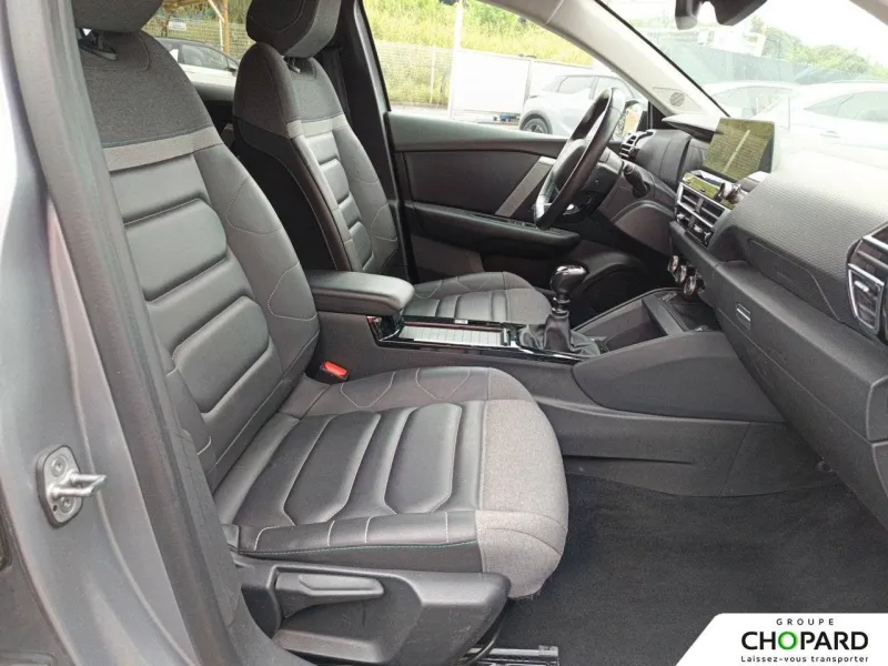 Image secondaire du véhicule 21