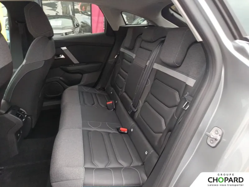 Image secondaire du véhicule 19