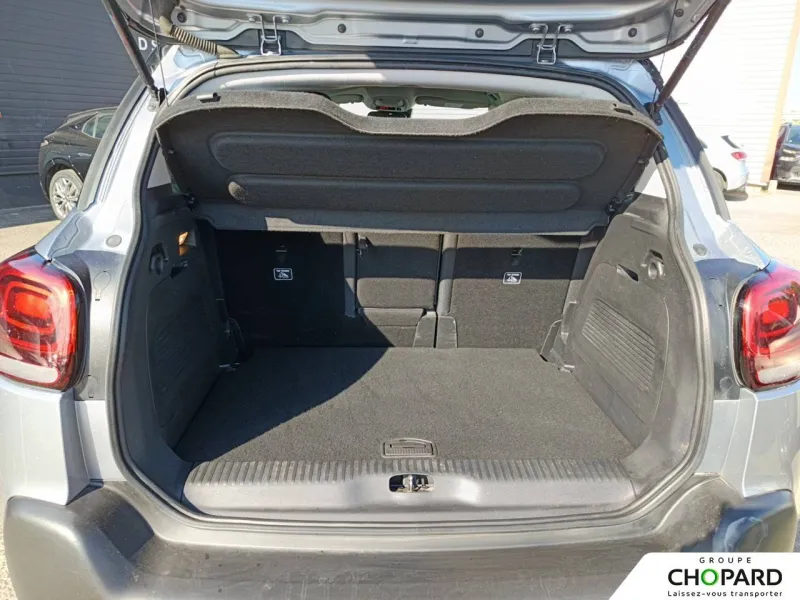 Image secondaire du véhicule 9