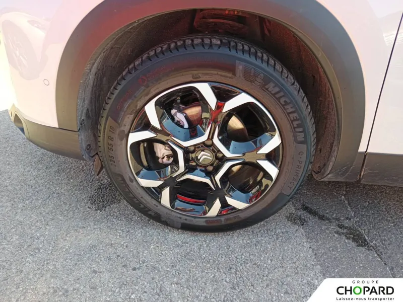 Image secondaire du véhicule 23