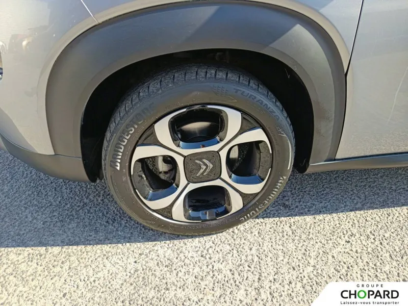 Image secondaire du véhicule 23