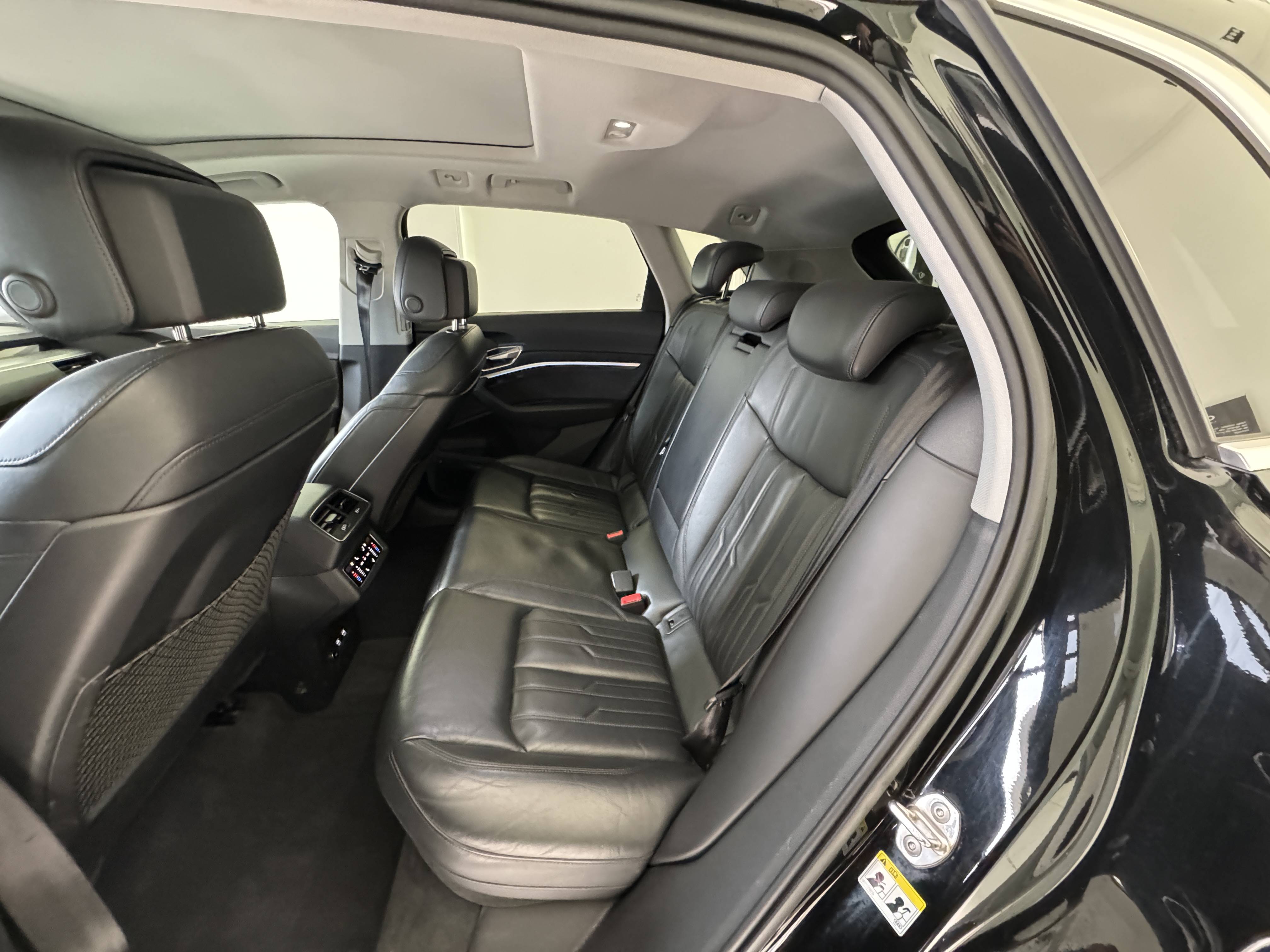 Image secondaire du véhicule 8