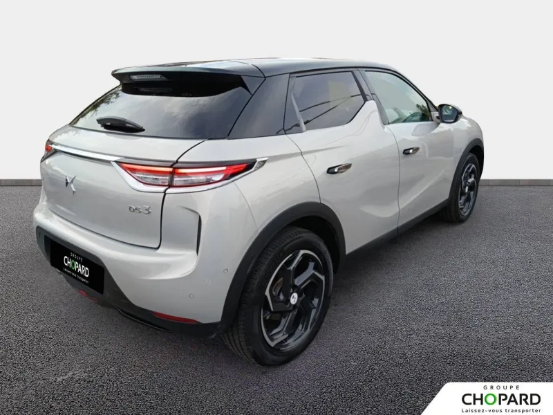 Image secondaire du véhicule 4