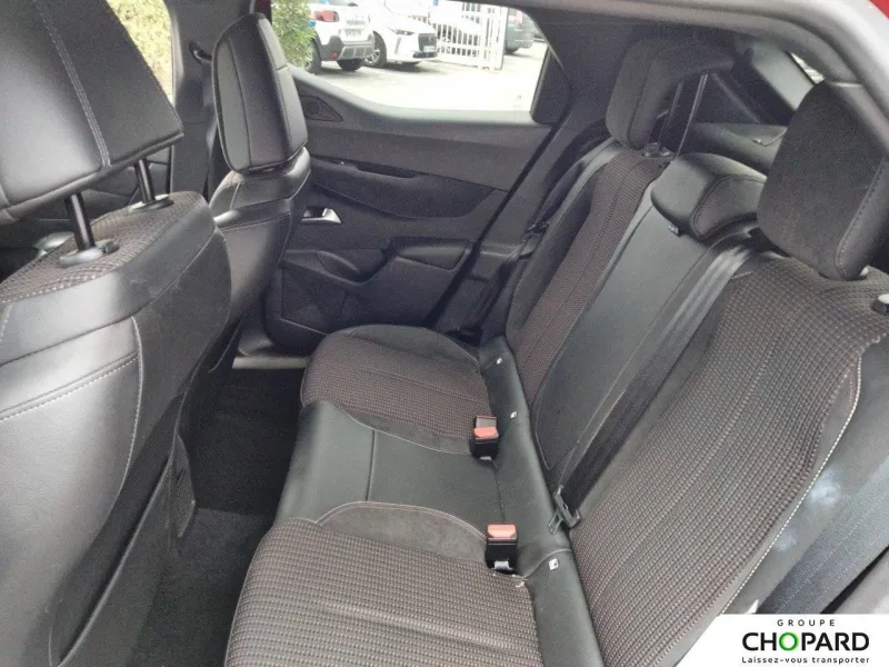 Image secondaire du véhicule 19