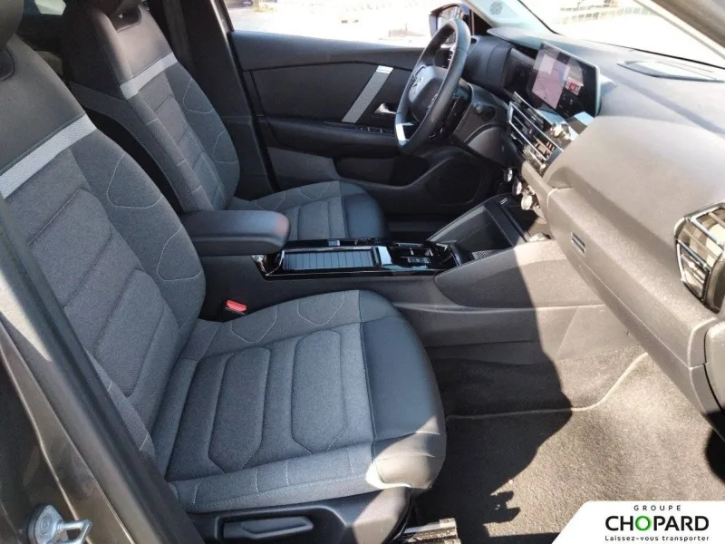 Image secondaire du véhicule 14