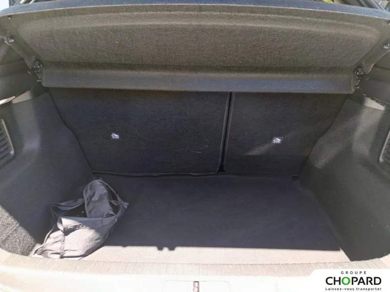 Image secondaire du véhicule 9