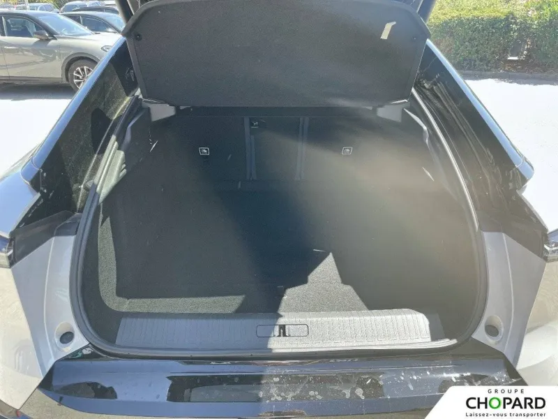 Image secondaire du véhicule 9