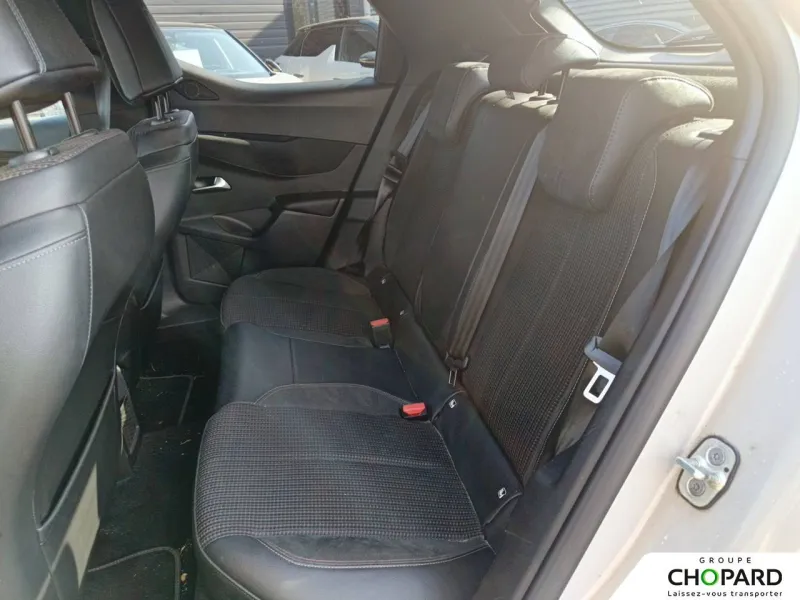 Image secondaire du véhicule 19