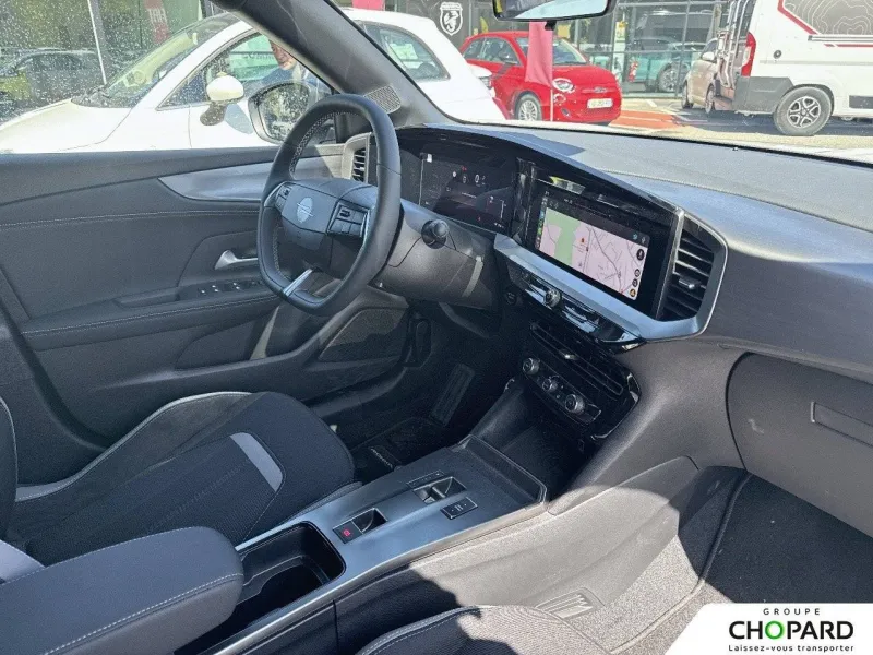 Image secondaire du véhicule 14